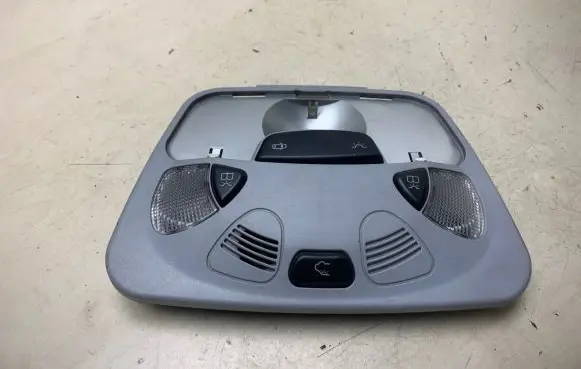 Mercedes-Benz C W203 Front seat light A203820