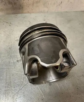 Volkswagen Transporter - Caravelle T6 Piston 0811SC