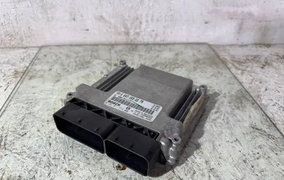 Mercedes-Benz E W211 Engine control unit/module A6471532279 0281011712 039S00000