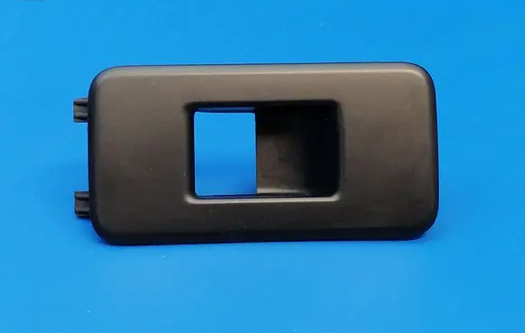 Land Rover Discovery 5 Rear door window switch trim HY32237B88A