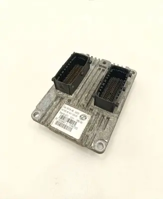 Fiat 500 Engine control unit/module 51847332 7NVHBU47J 0099847
