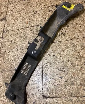 Volvo V50 Radiator trim 30716338