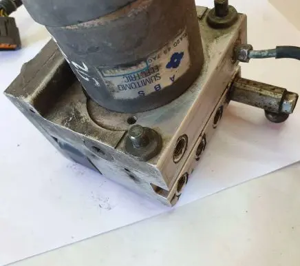 Mazda 626 ABS Pump GA2G437AO