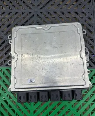 BMW 2 F22 F23 Engine control unit/module 9894913