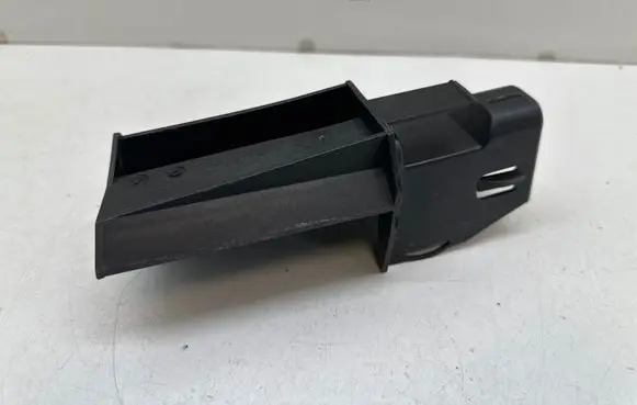 Citroen C3 Front bumper mounting bracket 9671581080