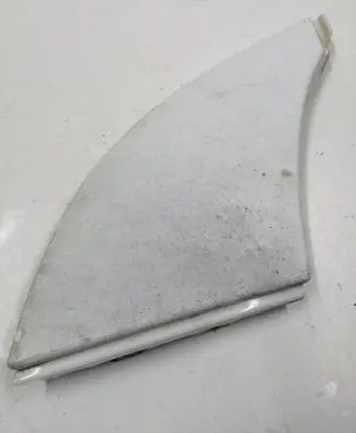Under headlight/headlamp trim