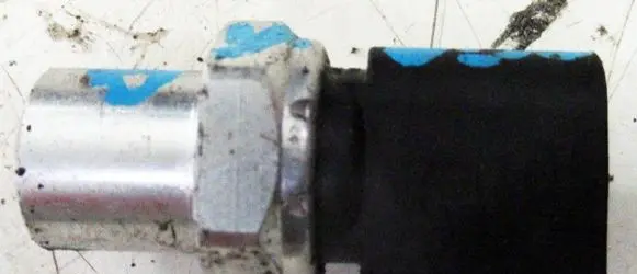 Skoda Octavia Mk3 (5E) Air conditioning (A/C) pressure sensor 