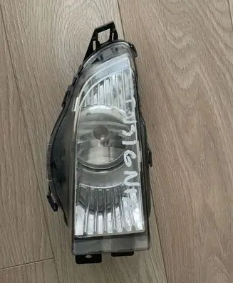 Opel Insignia A Front fog light 13226828