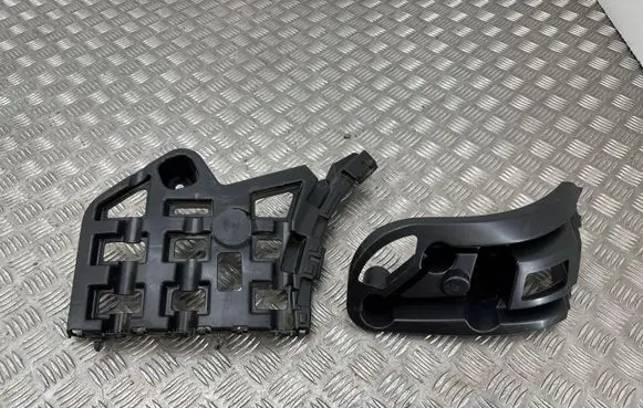 Peugeot 2008 II Rear bumper mounting bracket 9825854180