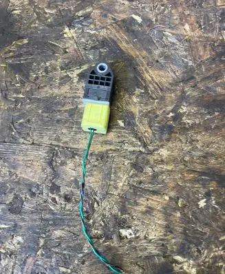 KIA Optima Airbag deployment crash/impact sensor 95920-3s000 3900M