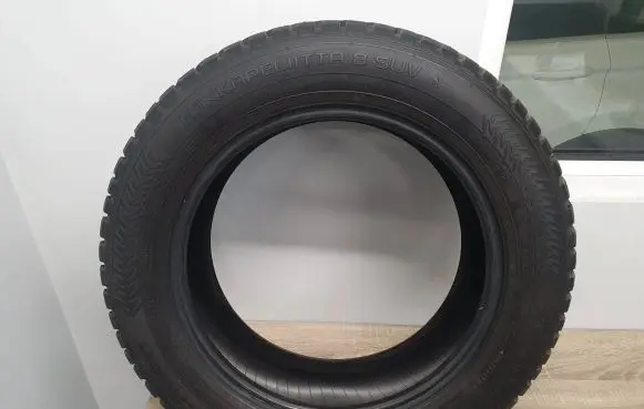 Nissan Qashqai R17 winter/snow tires with studs 