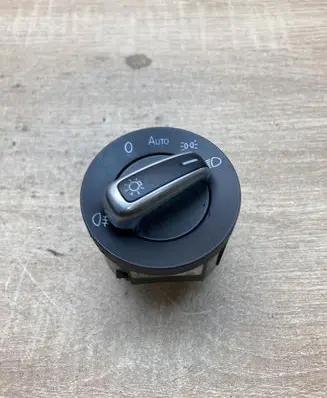 Volkswagen PASSAT CC Light switch 3C8941431