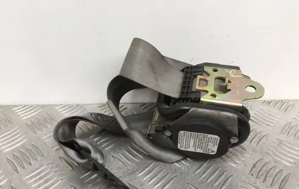 Audi A8 S8 D3 4E Front seatbelt 601836900