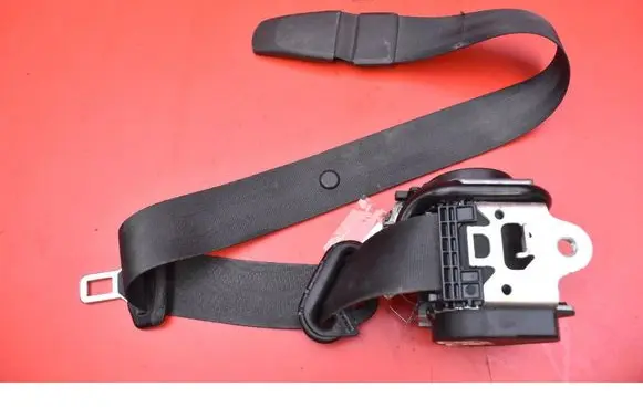 Skoda Superb B6 (3T) Front seatbelt 3T9857702