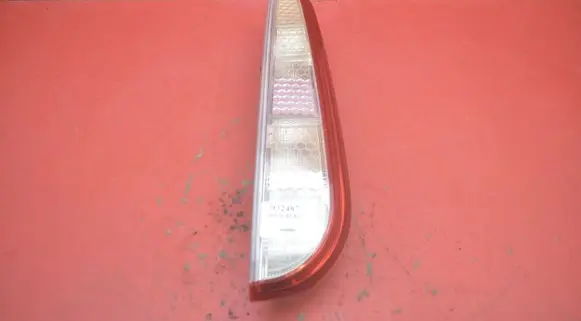 Ford Focus C-MAX Rear/tail lights 8M51-13404-C