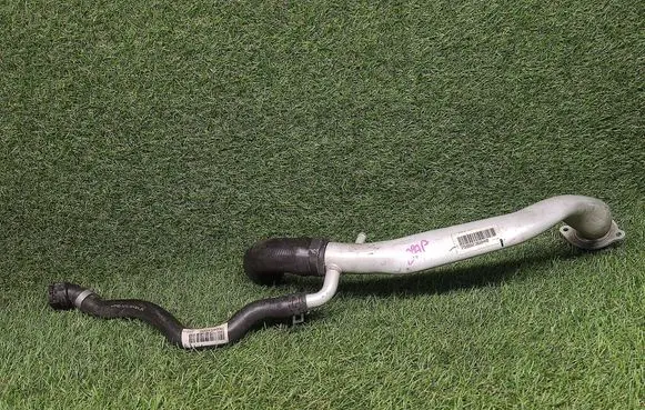 BMW 3 GT F34 Engine coolant pipe/hose 7598236 7604546 760454604