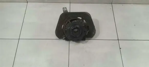 Porsche 911 996 Rear wheel hub 99633111206