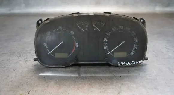 Skoda Octavia Mk1 (1U) Speedometer (instrument cluster) 1U0920801J