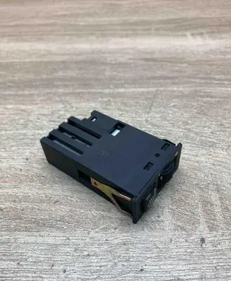 BMW 5 E39 Seat heating switch 8352259 45950