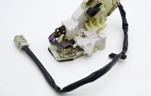 Honda Civic Front door lock 