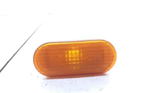 Volkswagen PASSAT B5 Front fender indicator light 3B0949117