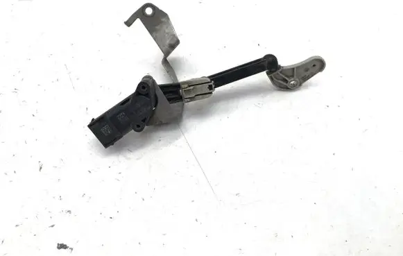 BMW 2 Active Tourer U06 Headlight/headlamp level sensor 6895466