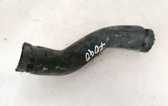 Toyota Avensis T250 Engine coolant pipe/hose 90091136
