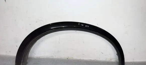 Volvo XC90 Front arch trim 30779578