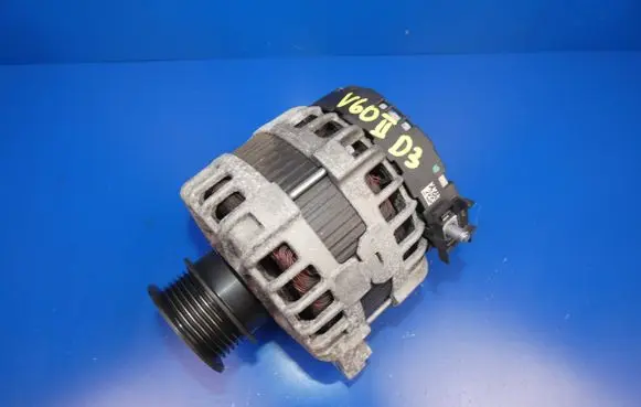 Volvo V60 Generator/alternator 30659580 C83HC 0125812009