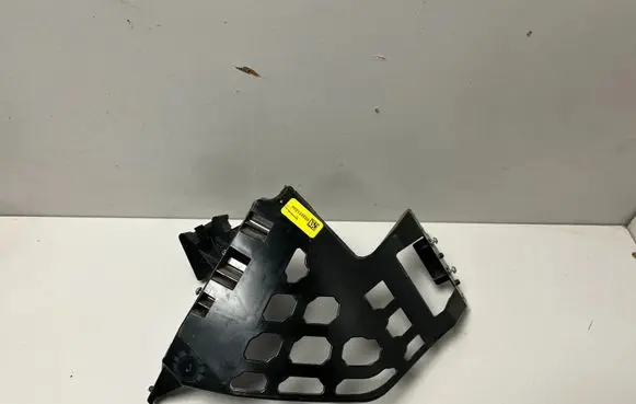BMW X7 G07 Front bumper mounting bracket 9881245