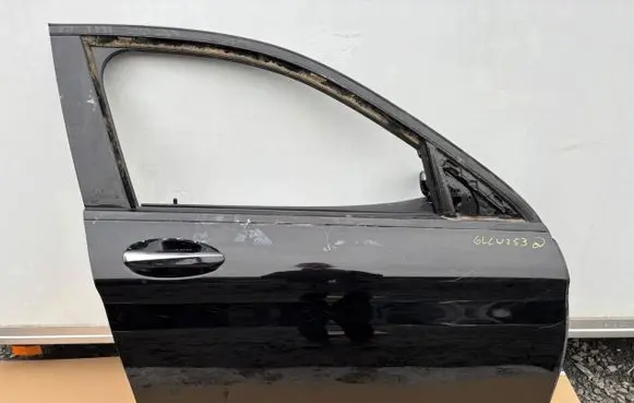 Mercedes-Benz GLC C253 Front door 