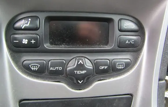 Peugeot 307 CC Air conditioning/heating control unit 