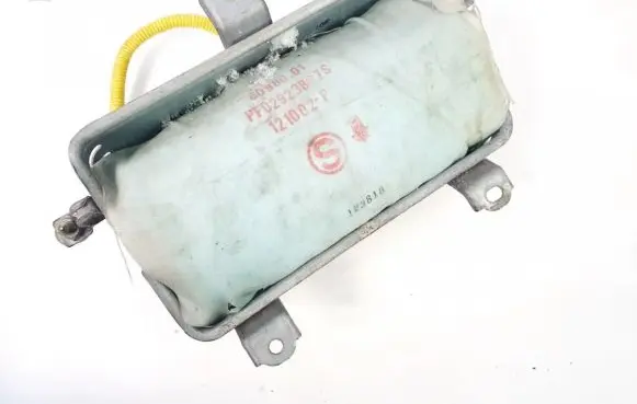 Toyota Corolla E120 E130 Passenger airbag 6098001 pf02923b07s