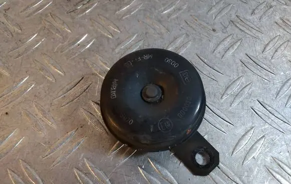 Toyota RAV 4 (XA50) Horn signal 8652020300