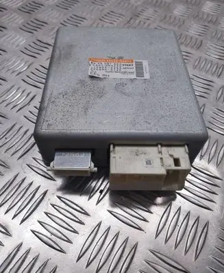 Toyota Avensis T270 Other control units/modules 8965005070 6900001683 2250000720