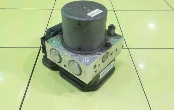 Opel Mokka ABS Pump 688250455