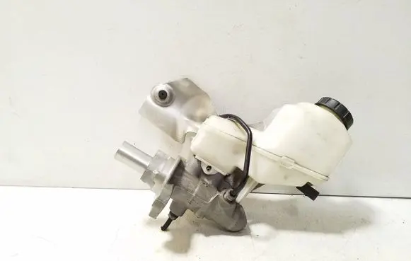Volkswagen Golf VIII Master brake cylinder 02048644P9