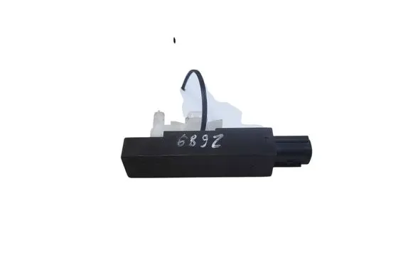 Mazda 6 Antenna control unit KD45676NXA X1T60671
