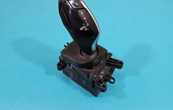 Gear shift cable linkage