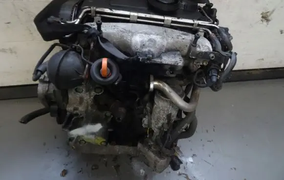 Volkswagen Golf VII Engine AZV20TDI
