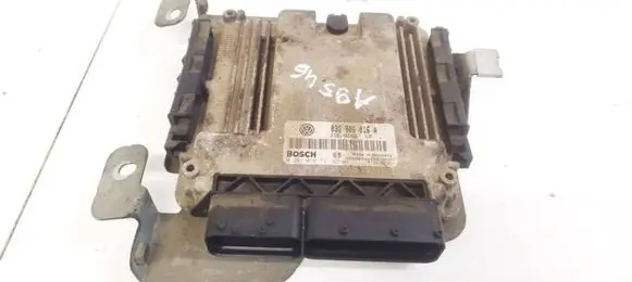 Volkswagen Touran I Engine control unit/module 03G906016A 0281010731