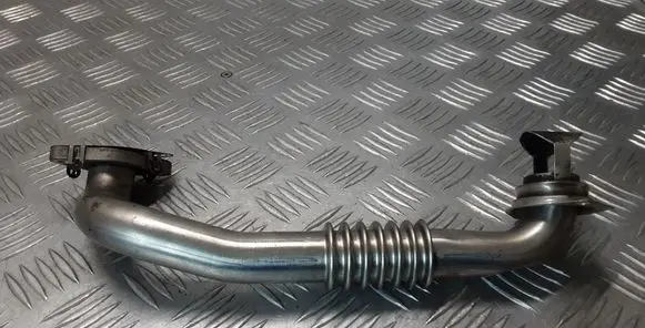 Ford Kuga II EGR valve line/pipe/hose FM5Q9D477AA