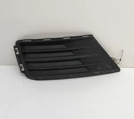 Volkswagen Caddy Front grill 2K5853665E