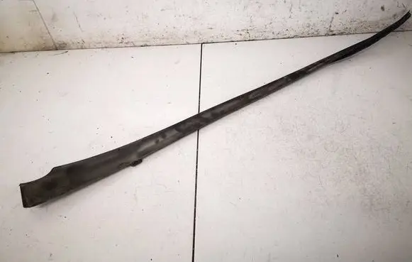 Seat Leon (1P) Windshield trim 1P0854320D