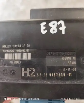 BMW 1 E81 E87 Comfort/convenience module 532423126 1060023387