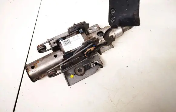 Volkswagen Golf IV Steering wheel axle 1j1419501cs