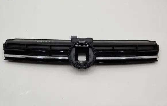 Volkswagen Golf VII Front grill 5G0853651CD
