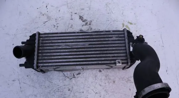 Hyundai ix35 Intercooler radiator 282702A850