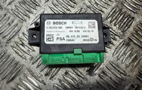 Opel Crossland X Parking PDC control unit/module 9824532580
