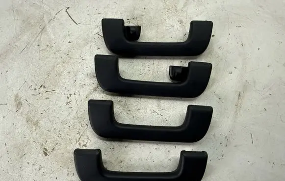 Audi Q3 F3 A set of handles for the ceiling 80A857607 80A857608